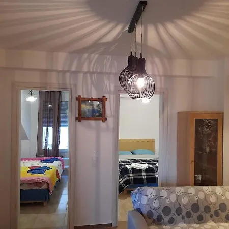 Klaidis House *