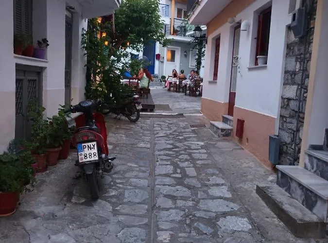 Klaidis House 公寓